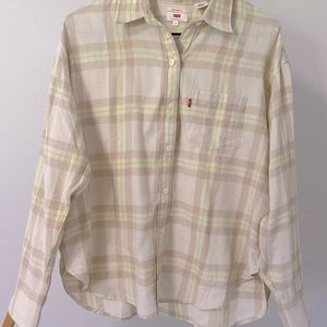 Levi’s Boyfriend Flannel